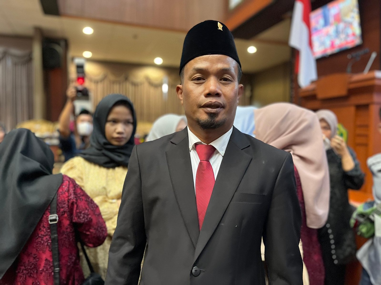 Ishaq Rahman Dorong Dialog dengan Pemerintahan, Perjuangkan Aspirasi Pedagang Pasar Waru