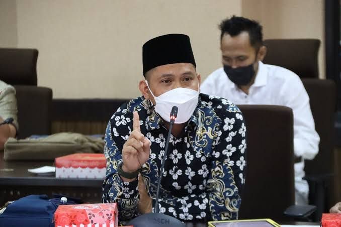 Salehuddin Minta Orang Tua Dorong Anaknya untuk Lanjutkan Pendidikan