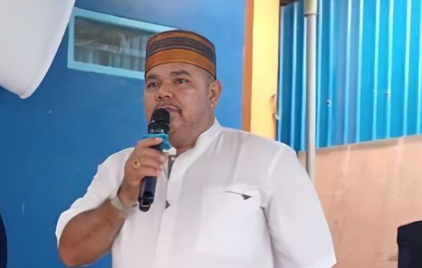 Jamaluddin Soroti Sampah Berserakan di Tanjung Jumlai, Minta Edukasi Pengunjung Diperkuat