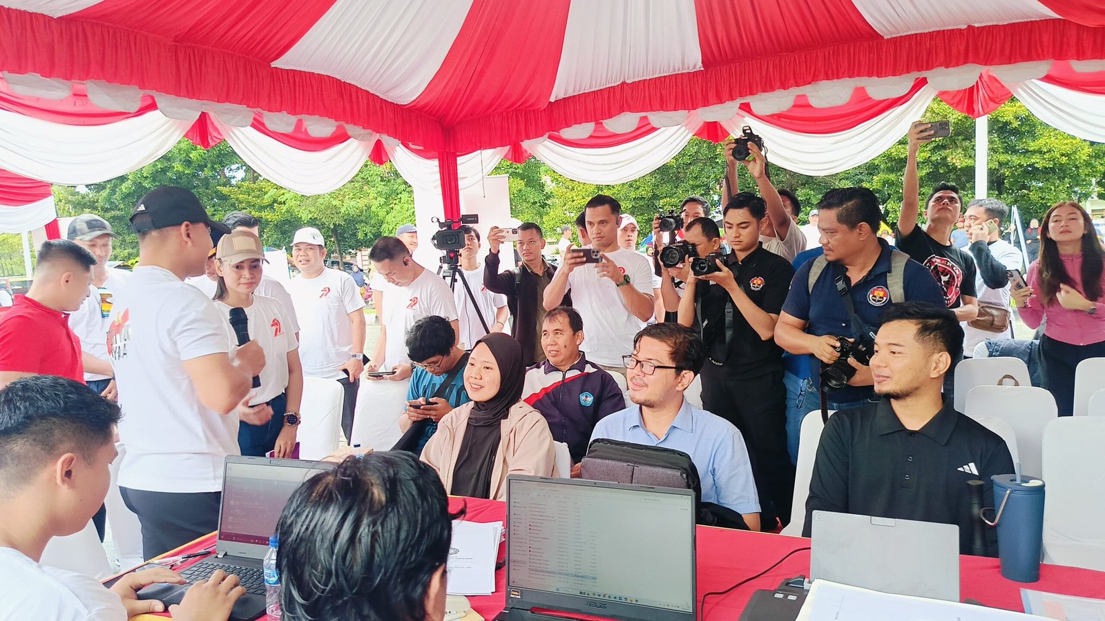 Semarak Hari Bhayangkara, Polda Kaltim Gelar CFD dengan Layanan Lengkap di Balikpapan